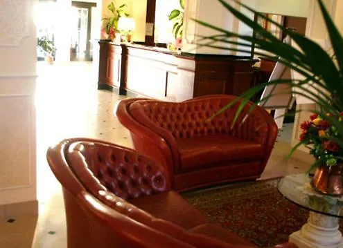 Hotel Executive La Fiorita Rimini 4*,